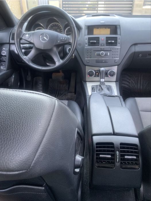 Mercedes Benz C 220 automat Avantgarde / Euro 5 / 170 cp/ multe dotari