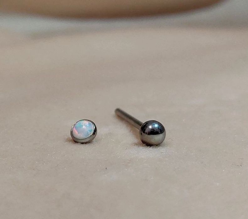 Продам украшение штанги (язык)