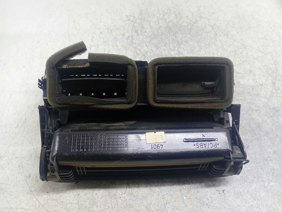 Grila ventilatie bord Z0820951B Skoda Octavia 2 (facelift) (2008 - 2013) 1.6 TDI CAYC