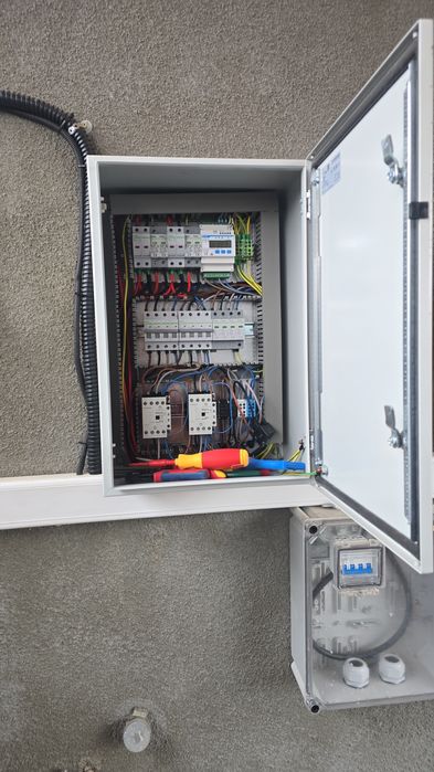 Instalator Panouri Fotovoltaice