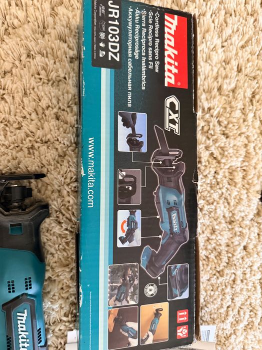 Makita Fierăstrău tip sabie pe acumulator de 12V JR103DZ CXT