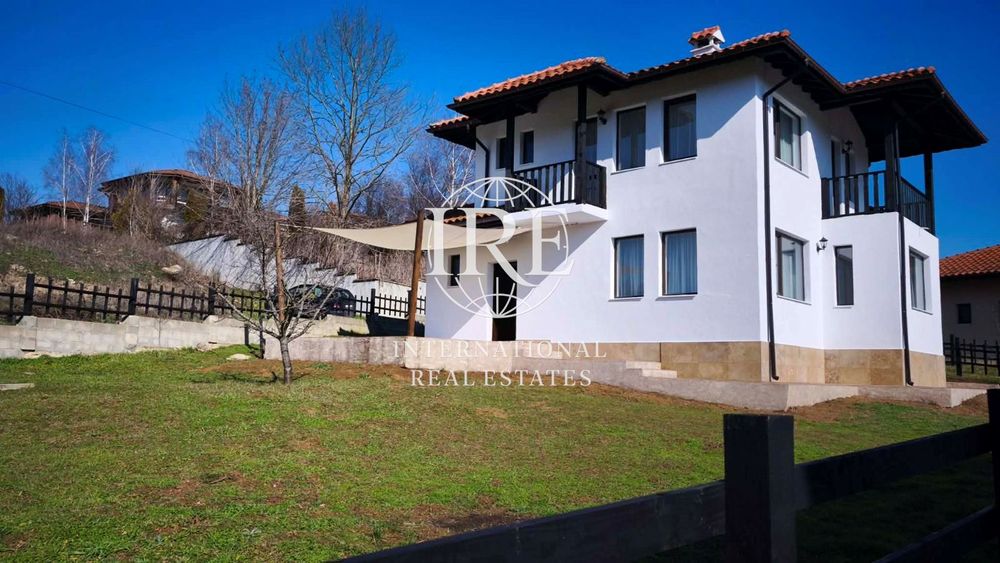 Двуетажна къща с панорамна гледка до морето! Живописна природа! Еколо