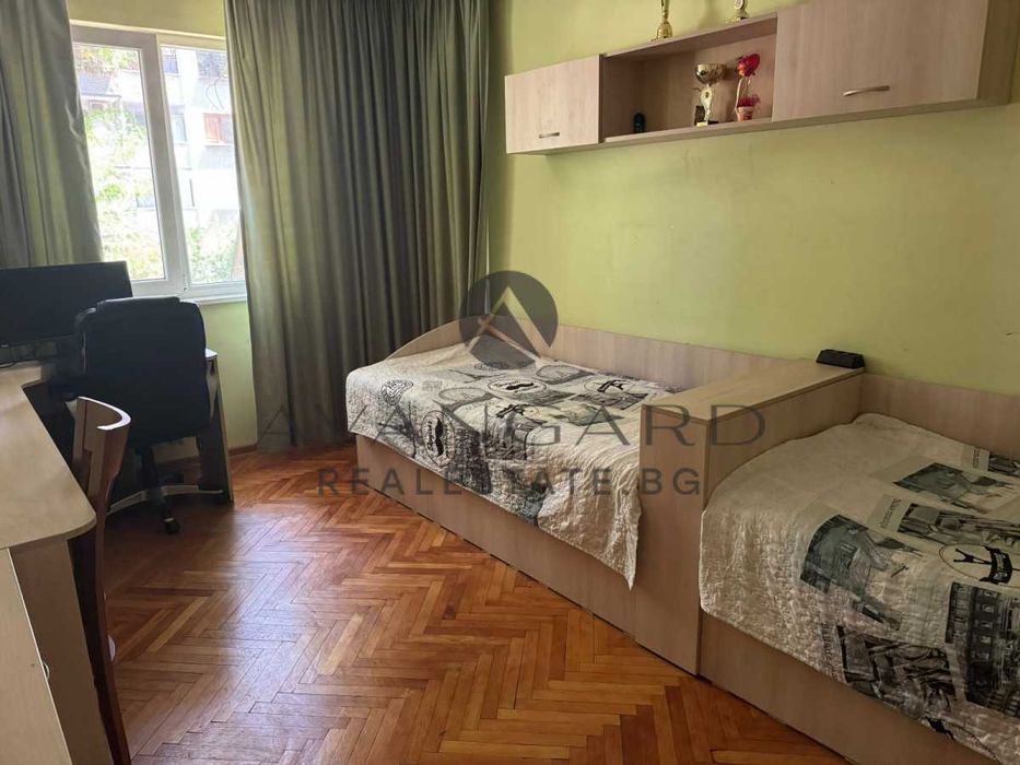 Продава се Многостаен апартамент в Пловдив, Христо Смирненски - 125 кв.м за 2000 €/кв.м - Снимка #4