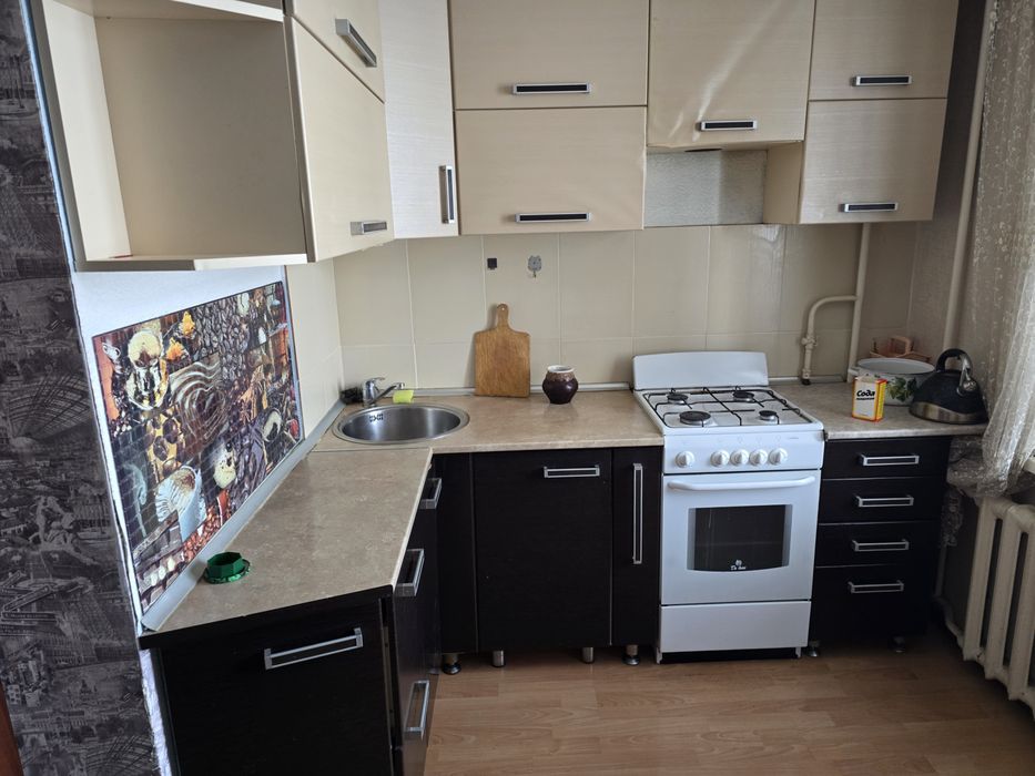 Продам кухню. Кухонный гарнитур.