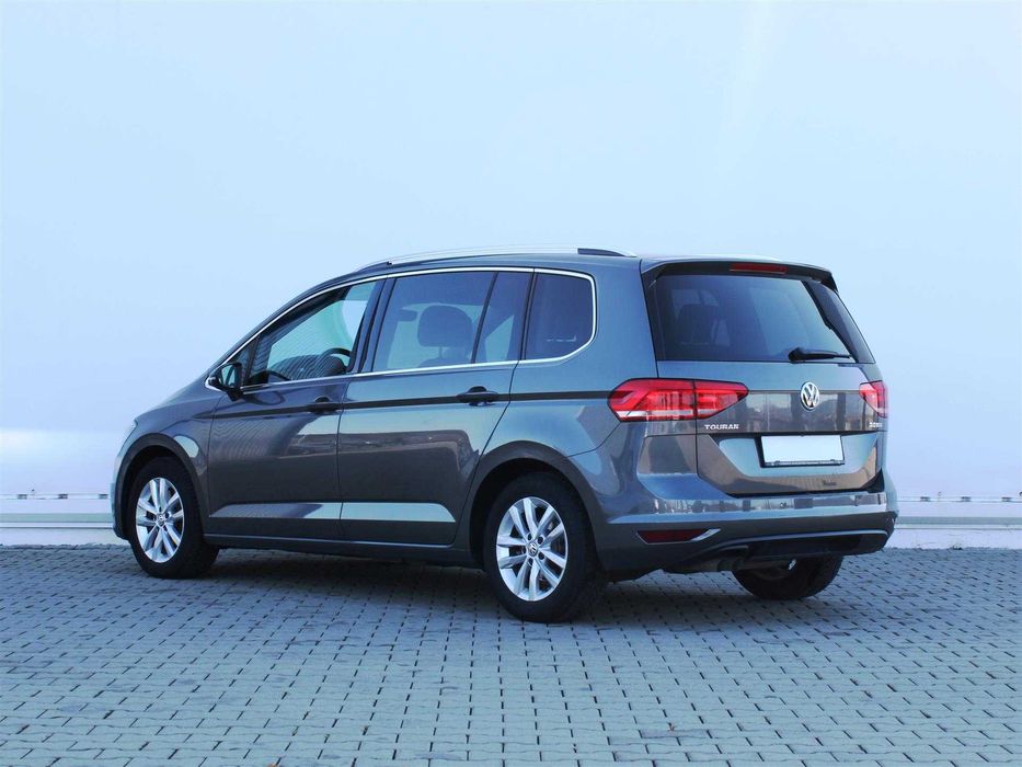 Volkswagen Touran 2.0 TDI DSG Highline Piatra Neamt • OLX.ro