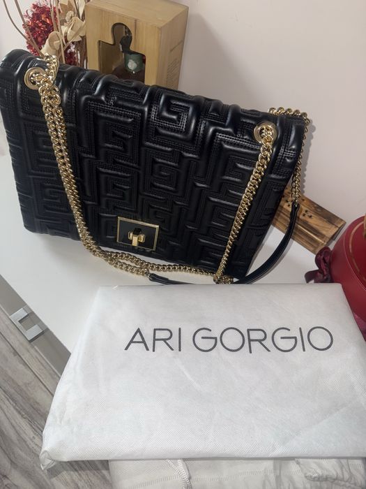 Дамски чанти Furla, ARI GORGIO Moschino