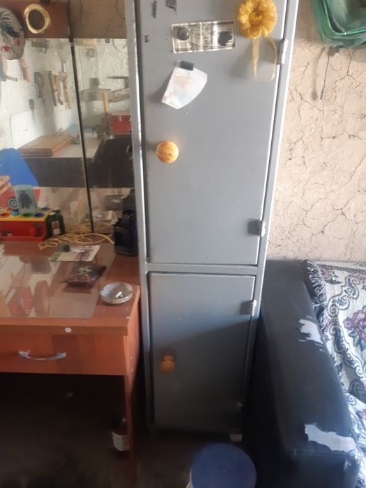 Продам металлические шкафы