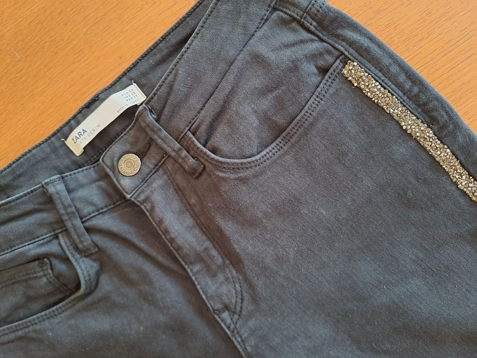 Дамски дънки размери 34, 25, 26, 28