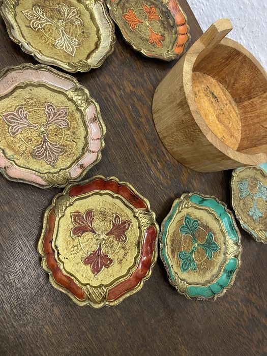 Италиански подложки Florentine 1960те Италия с дървена стойка