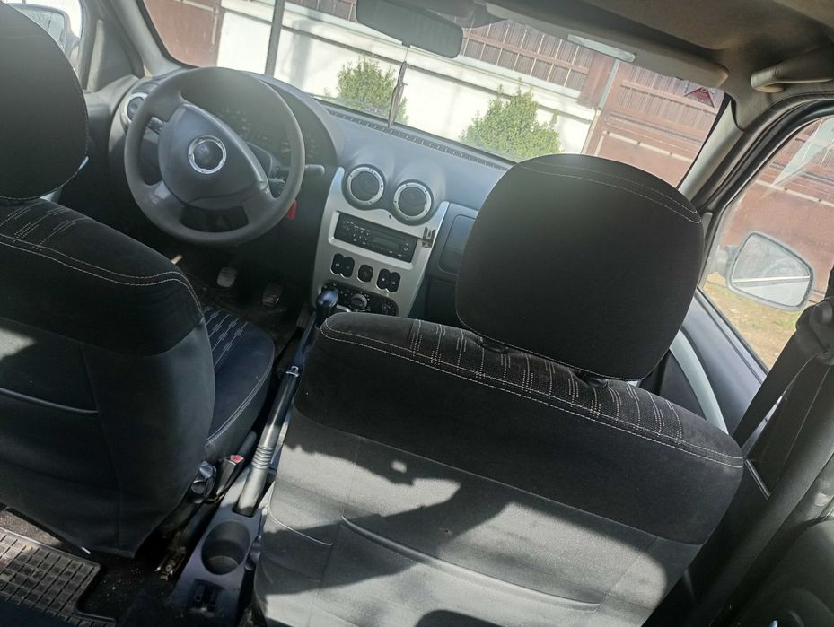 Vând Dacia Logan 1.5dci sau schimb cu duba