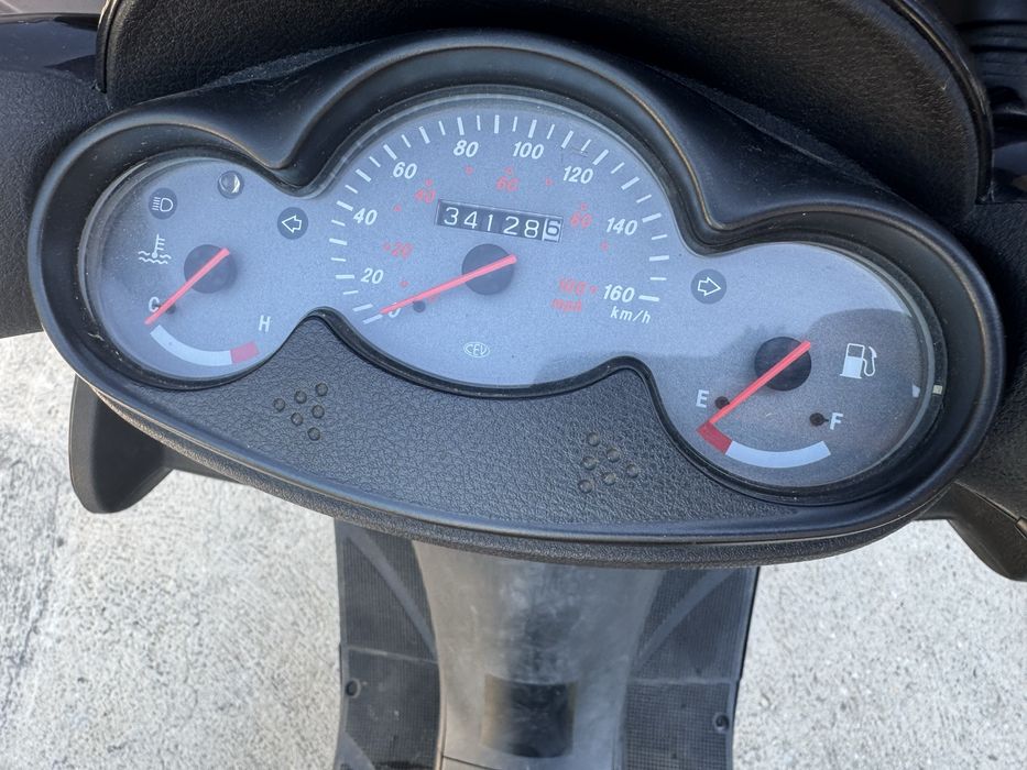 Скутер Yamaha YP125R