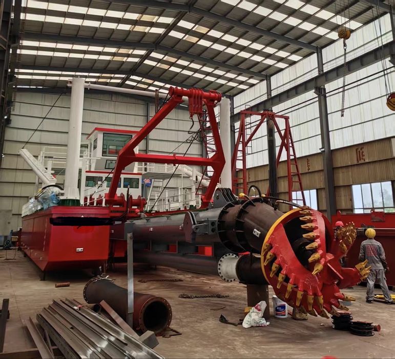 Земснаряд фрезерный