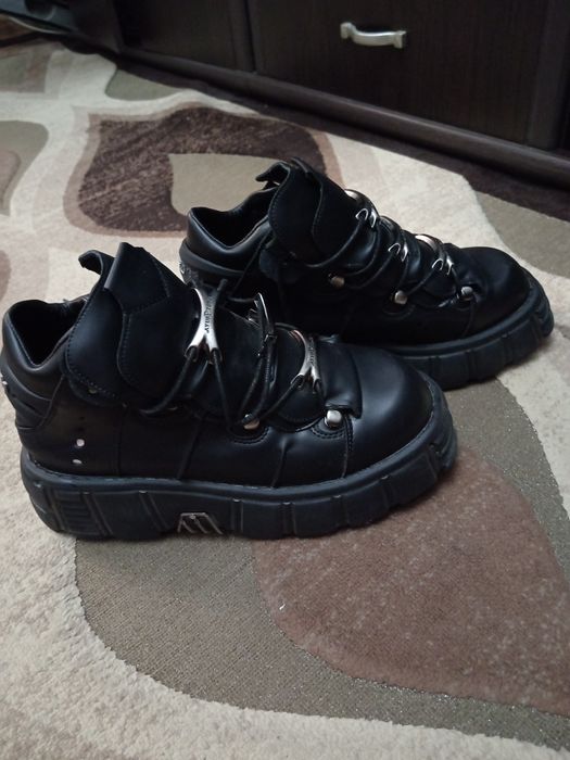 New Rock 42 кроссовки