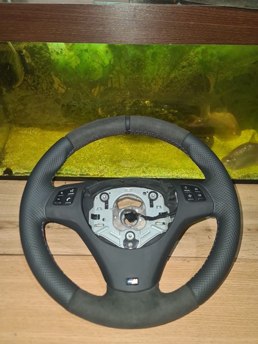 Volan Bmw e90 retapitat