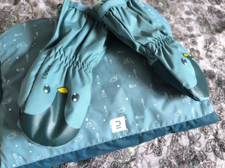 Зимно яке, ръкавици и ботушки от Декатлон