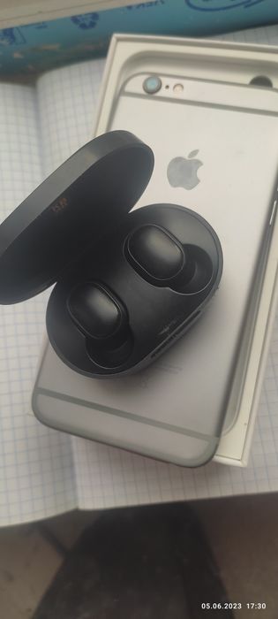 Iphone 6 32 г + блутоз наушник