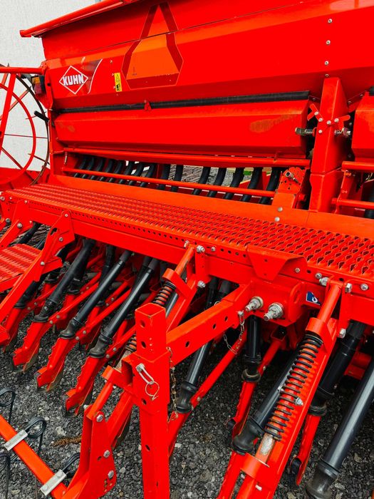 Semanatoare Kuhn Integra  Freza Kuhn HD 4004  an 2019 Gaspardo Maschio