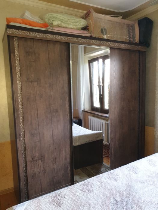 Мебел сотилади хаммаси