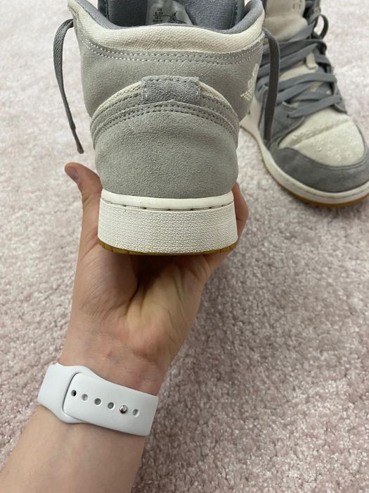Jordan 1 Mid Coconut Milk