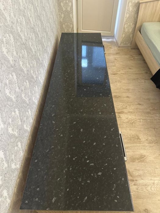 Полка тумба продам срочно