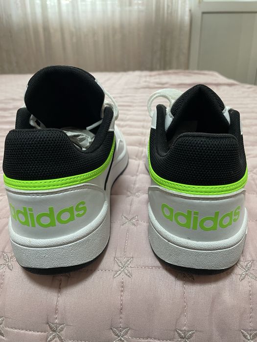 Adidas кецове номер 40