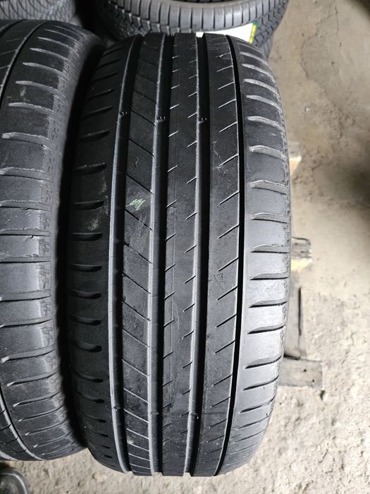 2 anvelope vara 235 60 18 Michelin