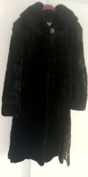 Шуба норковая средней длины