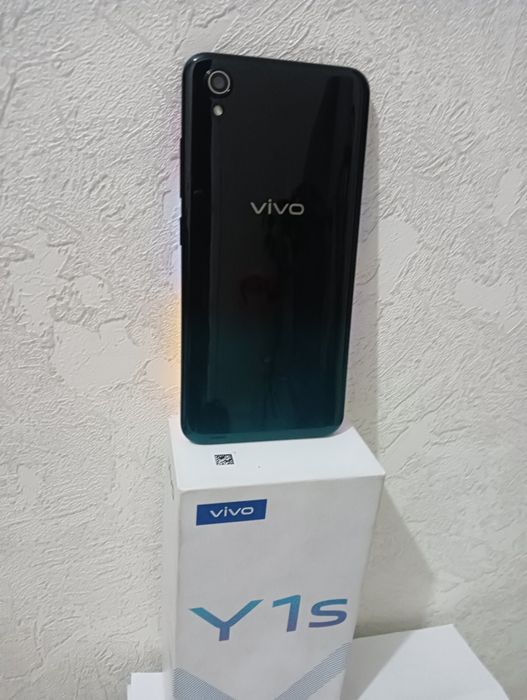Продам Телефон  ВИВО У 1  S