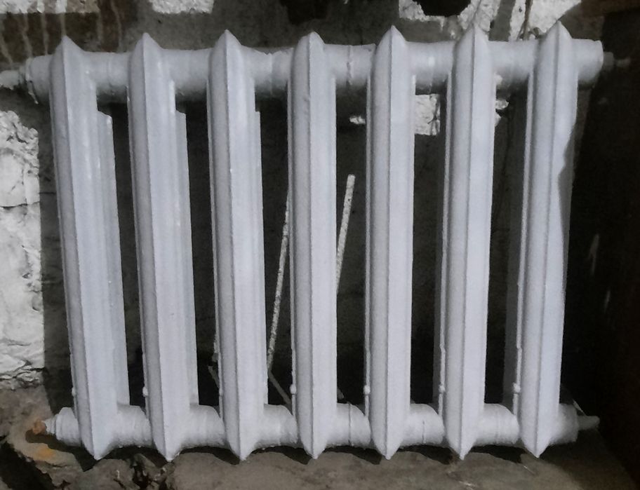 Чугунная батарея.