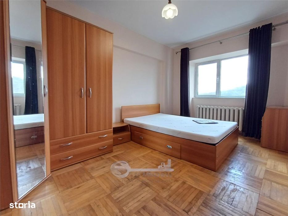 Apartament 4 Camere - Zona Nicolina