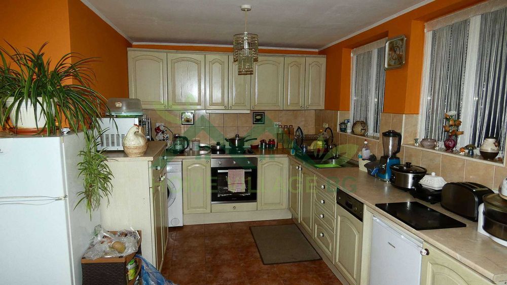 Прекрасна къща, готова за ползване, само на 10 минути от Провадия