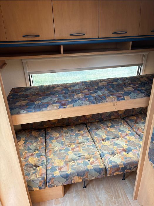 Vând rulotă înmatriculată