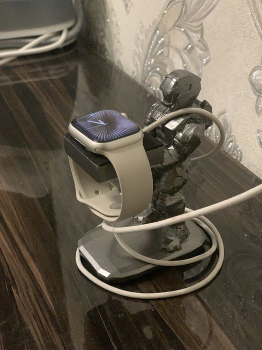 Apple Watch 9/41 mm Starlight