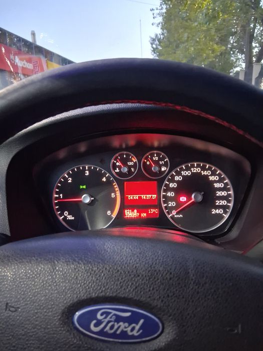 FORD Focus 0 — imagine 4