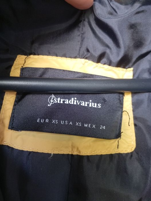 Geaca galbena Stradivarius Xs/34