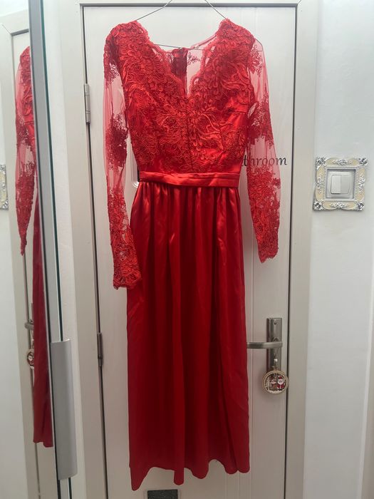 Rochie eleganta rosie