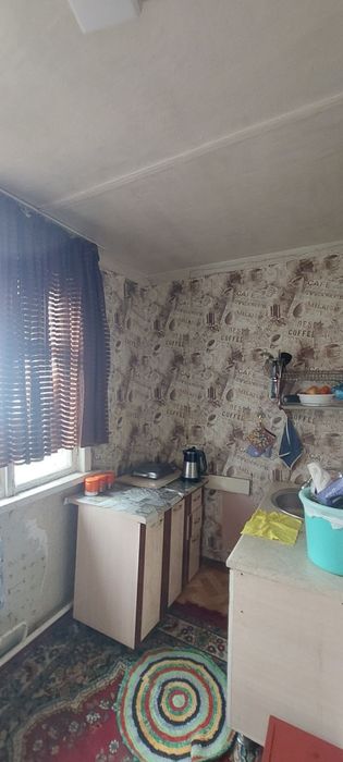 1 ком. квартира, 1/2/2. Спутник 8, Сергели. Дом деревянный.