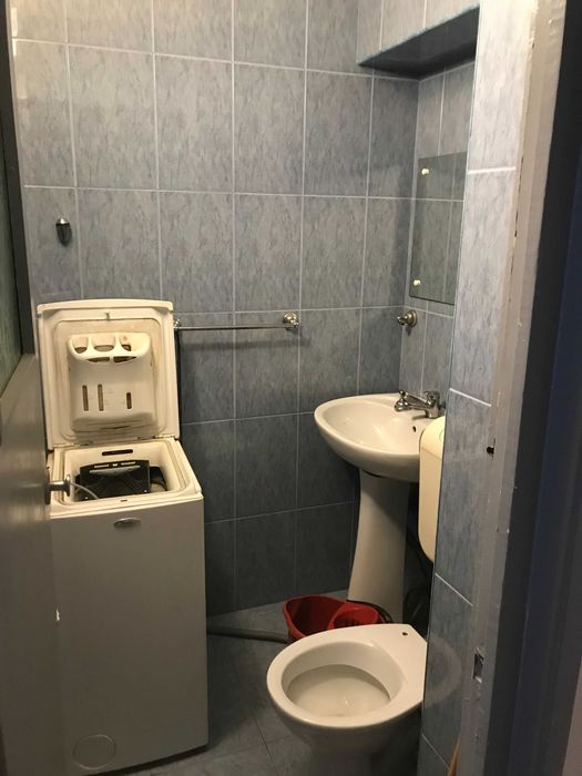 dau in chirie apartament 3 camere