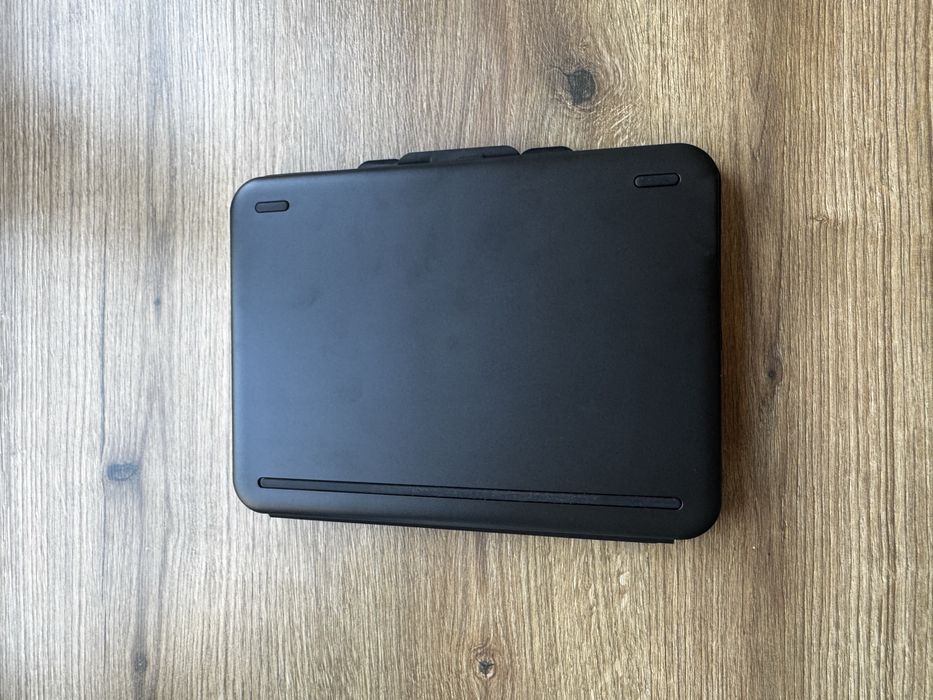 Калъф с клавиатура ZAGG за iPad 10/ A16