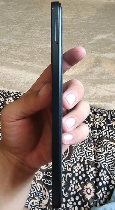 Redmi Note 12 6+2/128 GB — A'lo holatda / Srochno