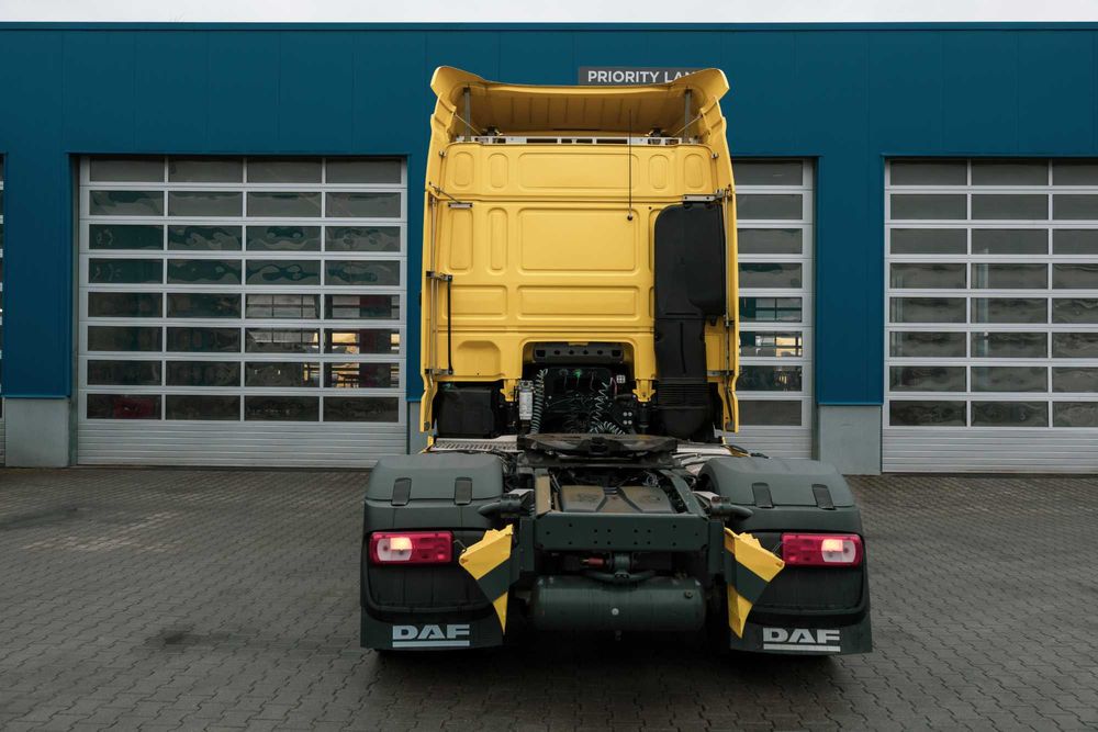 Cap tractor DAF XF 480