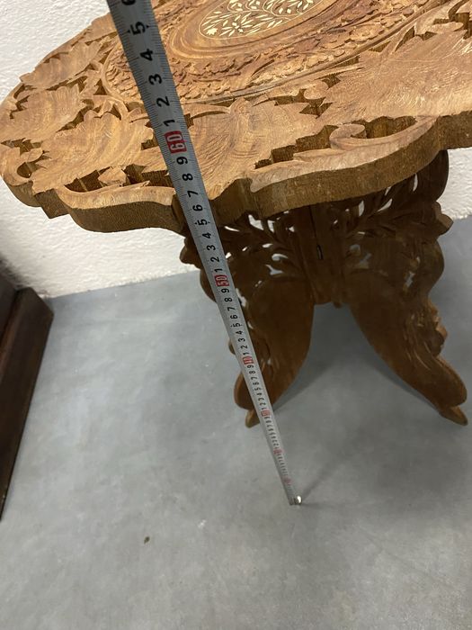 Индийска резбована маса за кафе от тиково дърво