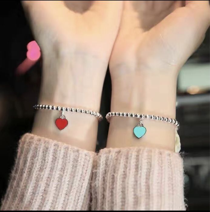 Серебро, бижутерия