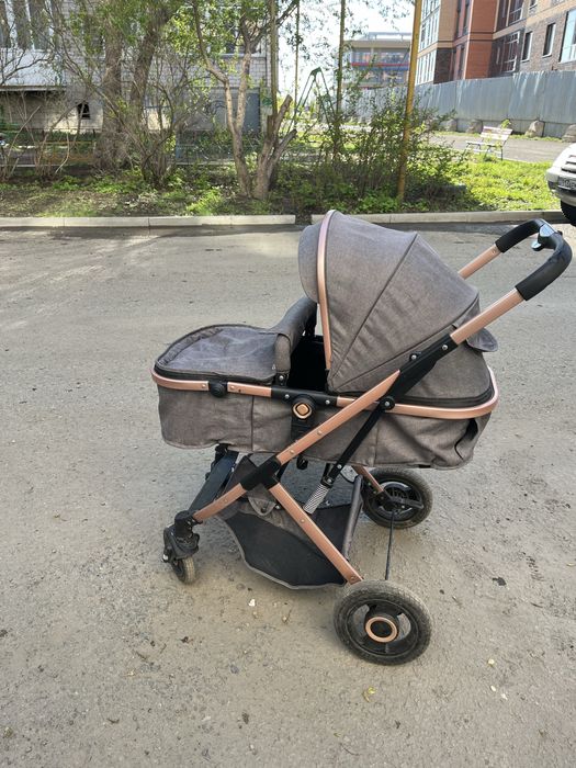 Продам детскую коляску