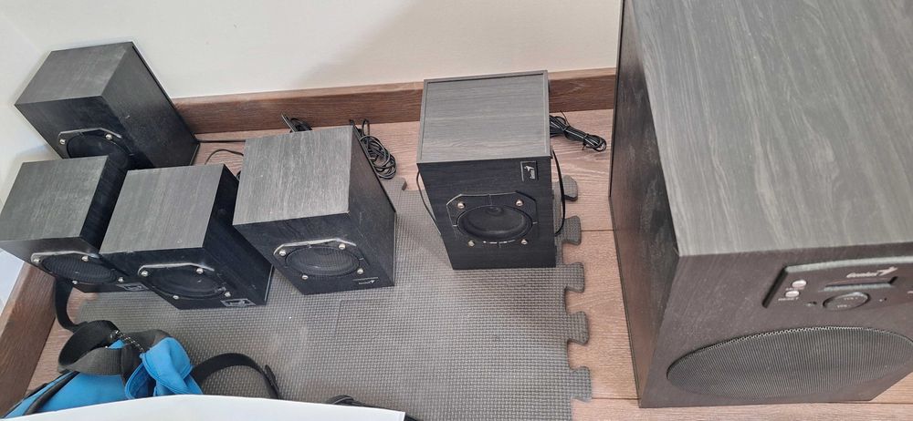 Тонколони (компютър) Genius W-HF5.1 4500, 125W, от дърво, като нови!