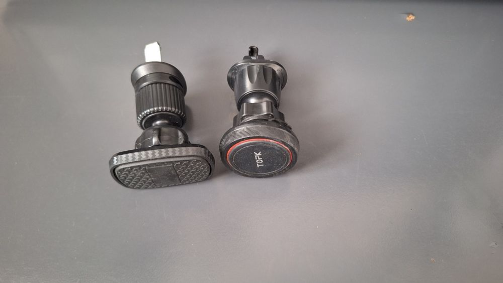 Suporți telefon magnetici