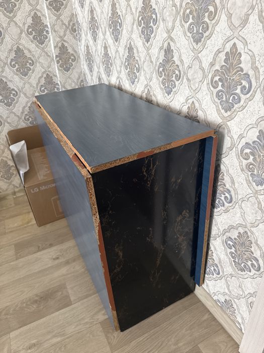 Продам стол, самовывоз