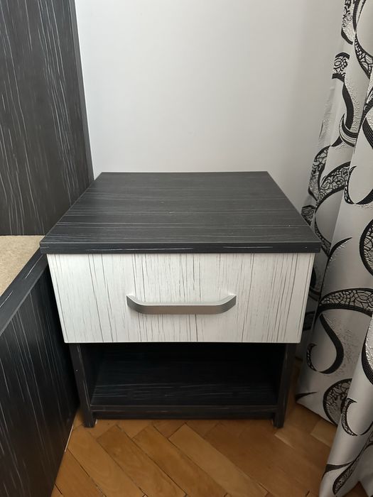 Urgent ! Set mobilier dormitor cu saltea de 30cm TimFlex