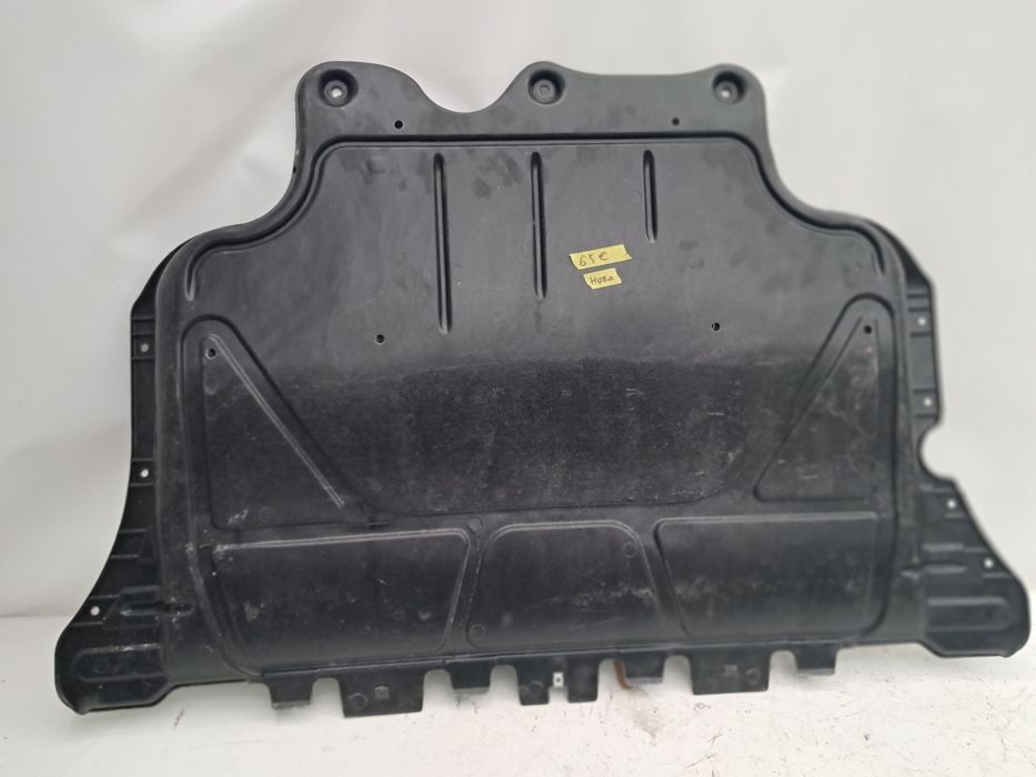 Кора под двигател Vw Passat Skoda Octavia Superb ... нова 2007/2019 г.
