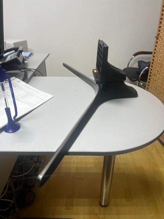 Подставку по телевизр samsung